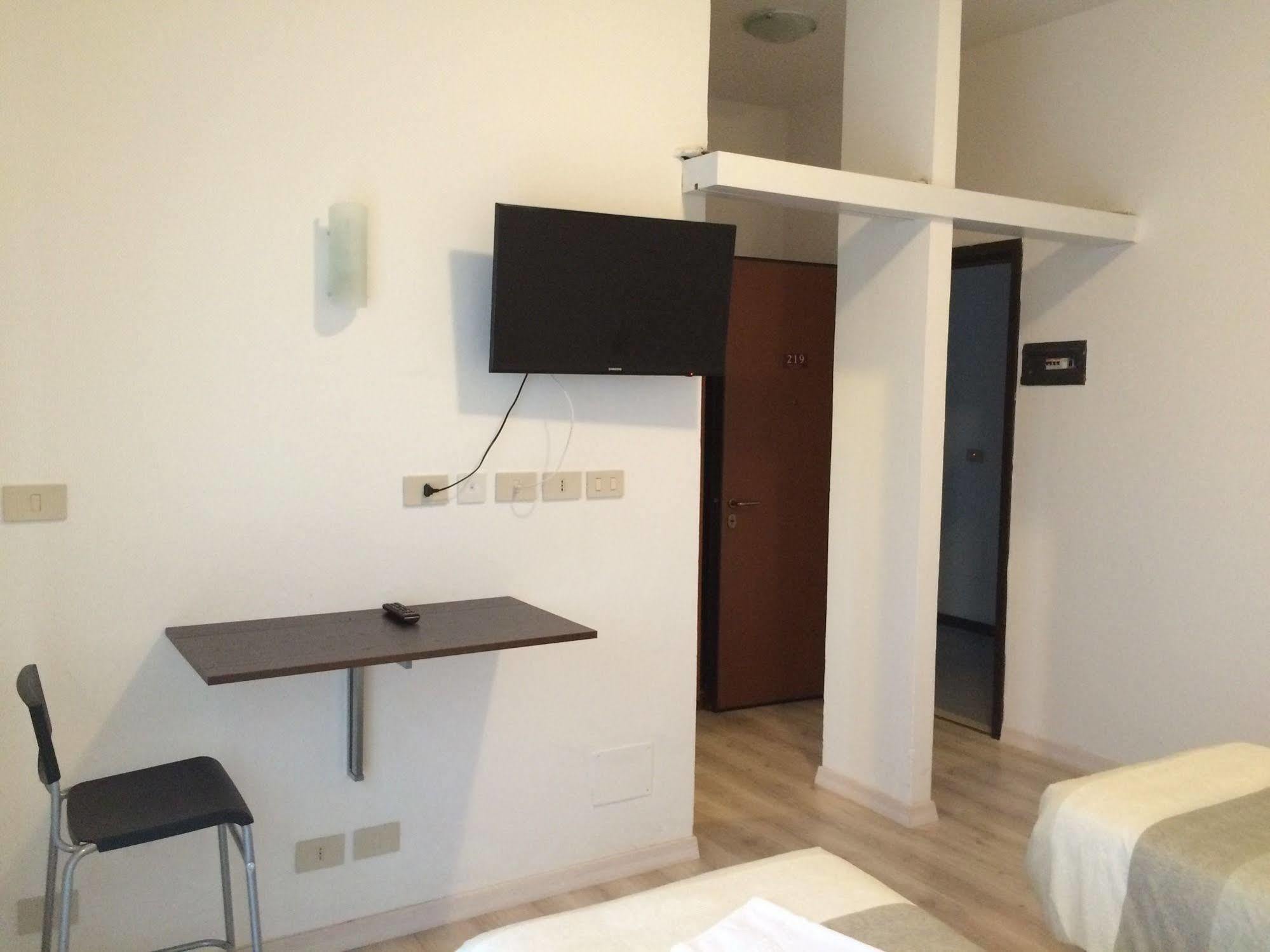 Residence Europa Plasencia Exterior foto